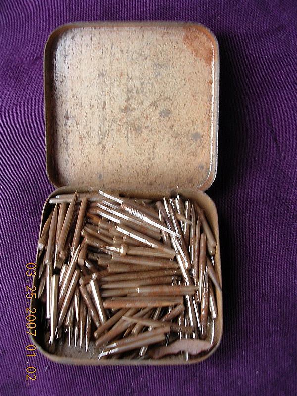 HEROLD Zukunft German Gramophone Needles Tin HEROLD Zukunft German Gramophone Needles Tin