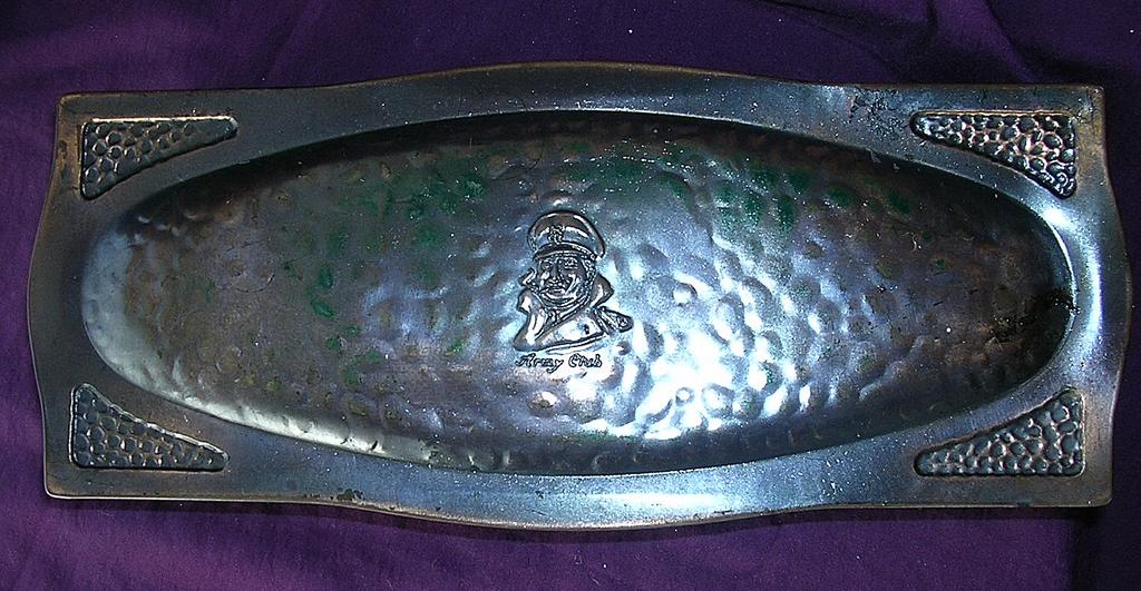 Vintage ARMY CLUB Cigarettes Desk Tin Circa 1910-1920 Vintage ARMY CLUB Cigarettes Desk Tin Circa 1910-1920