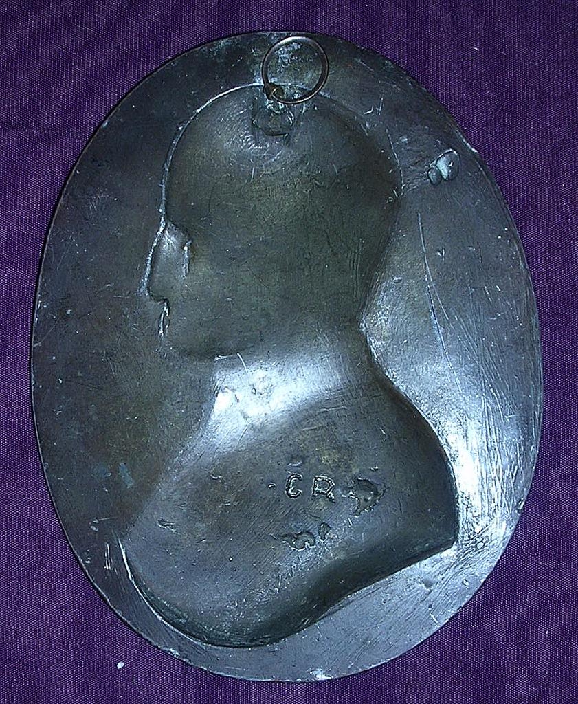 Vintage Metal Wall Plaque 'DANTE' Vintage Metal Wall Plaque 'DANTE'