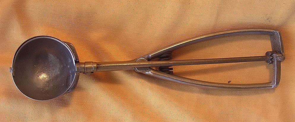 Big Vintage ICE CREAM Scoop Circa 1930's - 40's Big Vintage ICE CREAM Scoop Circa 1930's - 40's