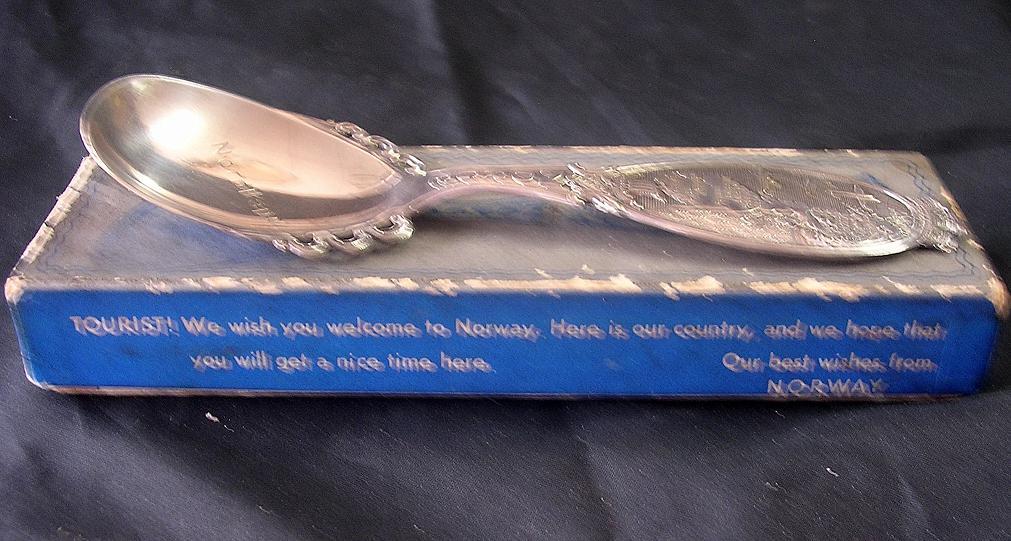 Boxed Norway Souvenir Spoon in Sterling Silver Circa 1950 Boxed Norway Souvenir Spoon in Sterling Silver Circa 1950