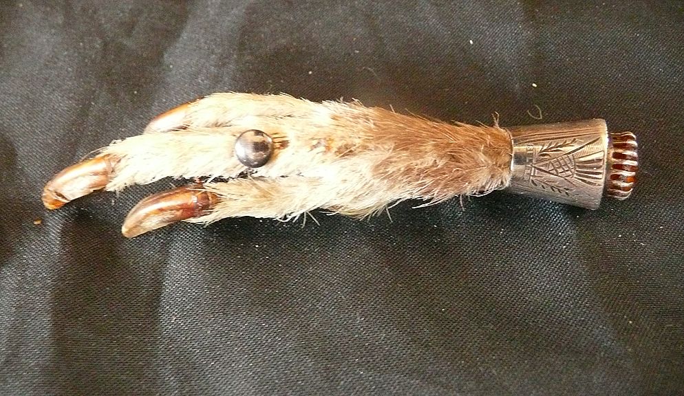 Victorian Grouse Claw Kilt Brooch Set in Sterling Silver Victorian Grouse Claw Kilt Brooch Set in Sterling Silver