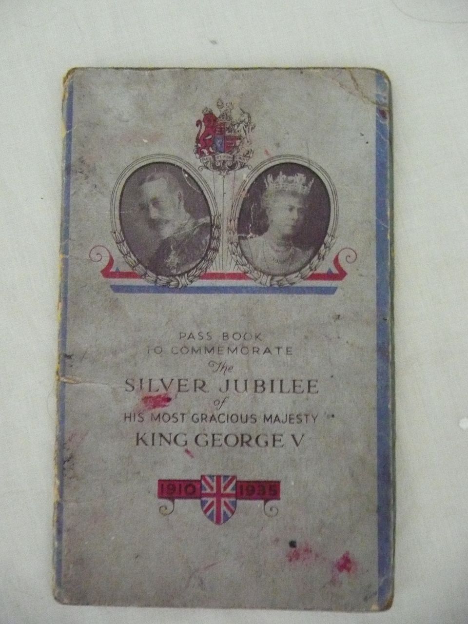 The Yorkshire Penny Bank King GEORGE V Commemorative Pass Book 1935 The Yorkshire Penny Bank King GEORGE V Commemorative Pass Book 1935