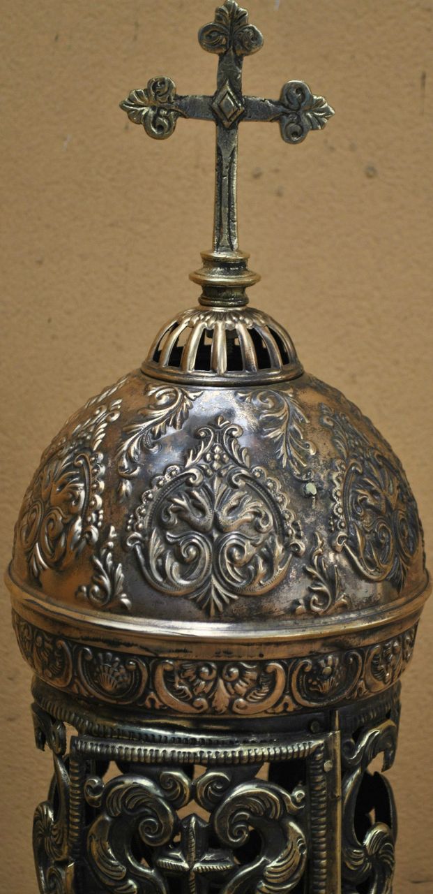 A Superb Old Bronze Monstrance Ostensorium of Byzantine Design A Superb Old Bronze Monstrance Ostensorium of Byzantine Design