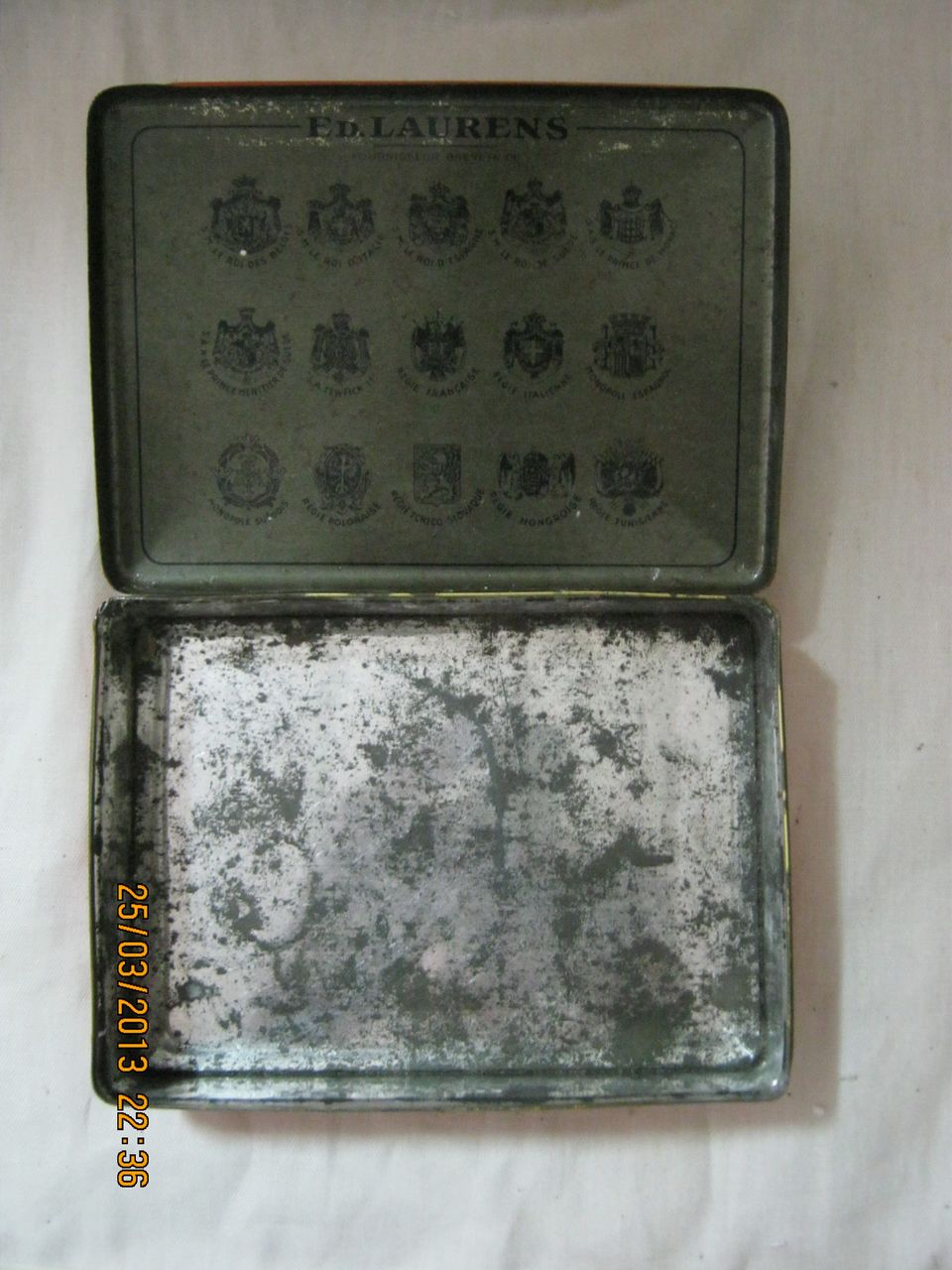 ED LAURENS "Prince De Monaco" 1920's Cigarette Tin ED LAURENS "Prince De Monaco" 1920's Cigarette Tin