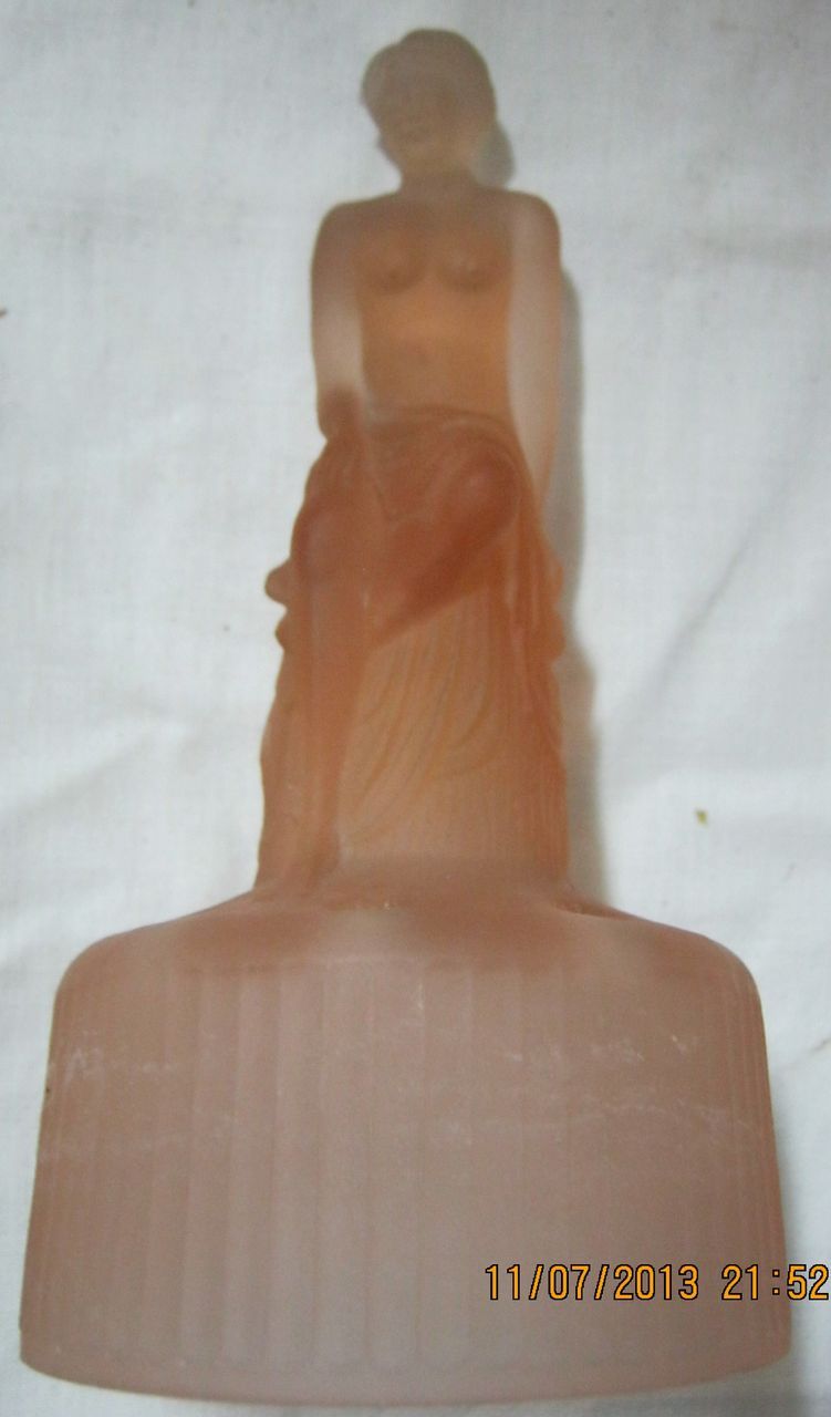 Art Deco Pink Depression Glass Bowl & Centre Piece Art Deco Pink Depression Glass Bowl & Centre Piece
