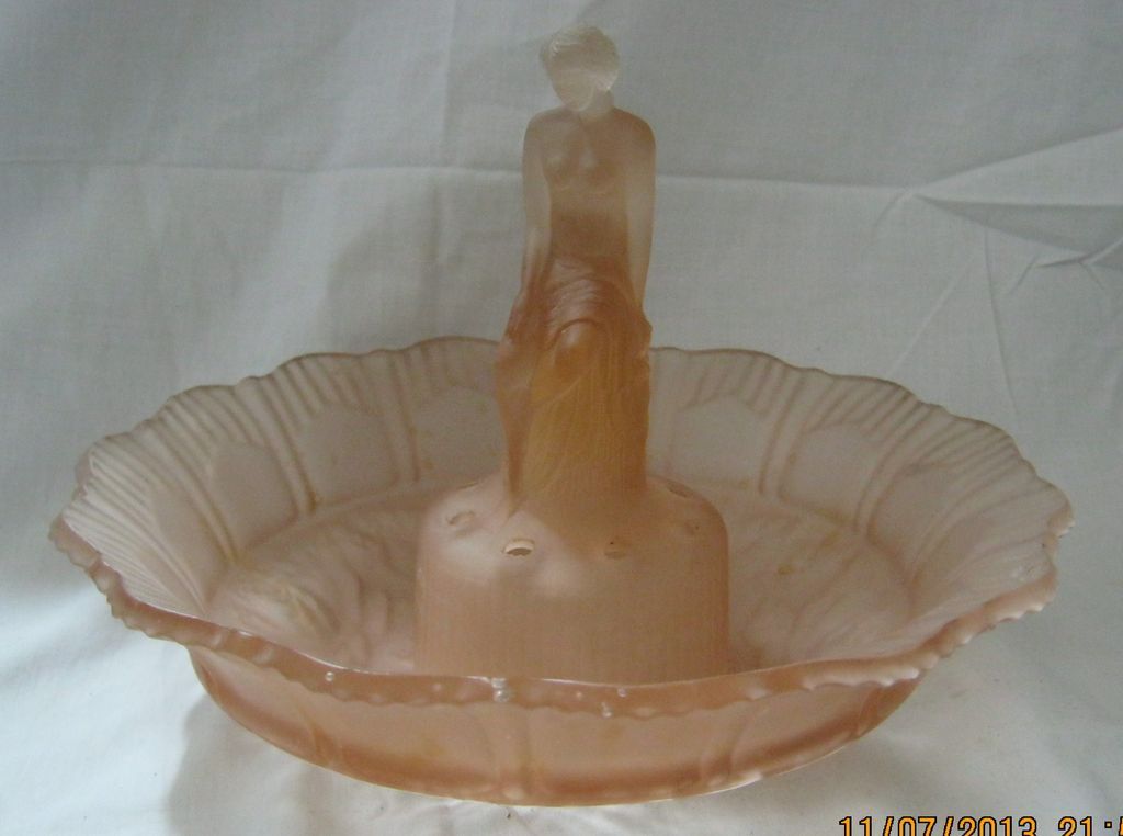 Art Deco Pink Depression Glass Bowl & Centre Piece Art Deco Pink Depression Glass Bowl & Centre Piece