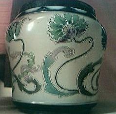 Beautiful Victorian Period "Carltonware" Biscuit Barrel. Beautiful Victorian Period "Carltonware" Biscuit Barrel.