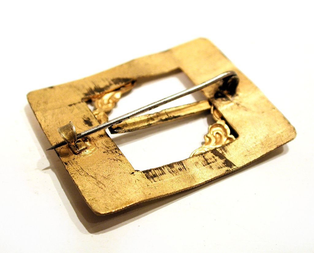 1890's Victorian Gold Wash Buckle Design Brooch Pink Paste 1890's Victorian Gold Wash Buckle Design Brooch Pink Paste