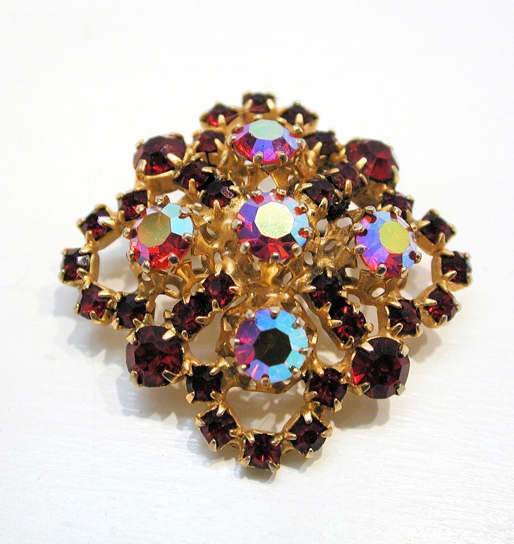 AUSTRIA Beautiful Red Pink AB Rhinestone 50's Brooch AUSTRIA Beautiful Red Pink AB Rhinestone 50's Brooch
