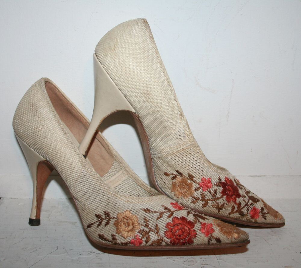 50s Heels Tan Floral Embroidered Stiletto Shoes 5 6 50s Heels Tan Floral Embroidered Stiletto Shoes 5 6