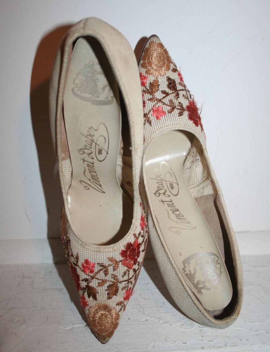 50s Heels Tan Floral Embroidered Stiletto Shoes 5 6 50s Heels Tan Floral Embroidered Stiletto Shoes 5 6