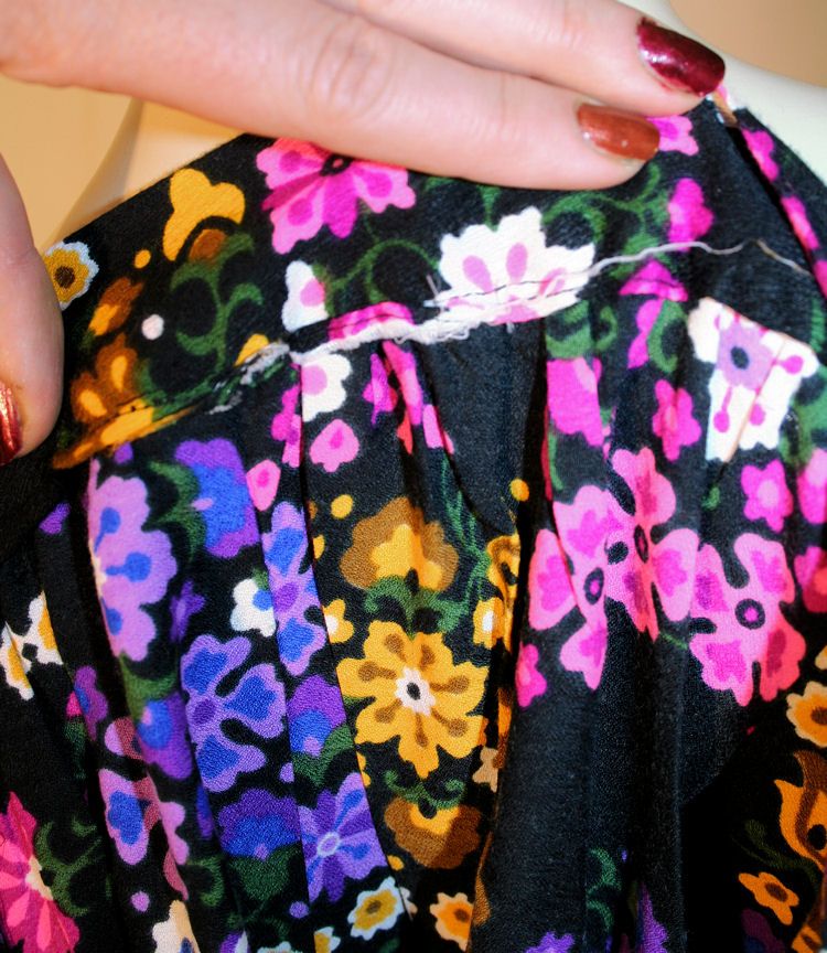 60's Vintage Purple Black Floral Maxi Skirt S 60's Vintage Purple Black Floral Maxi Skirt S