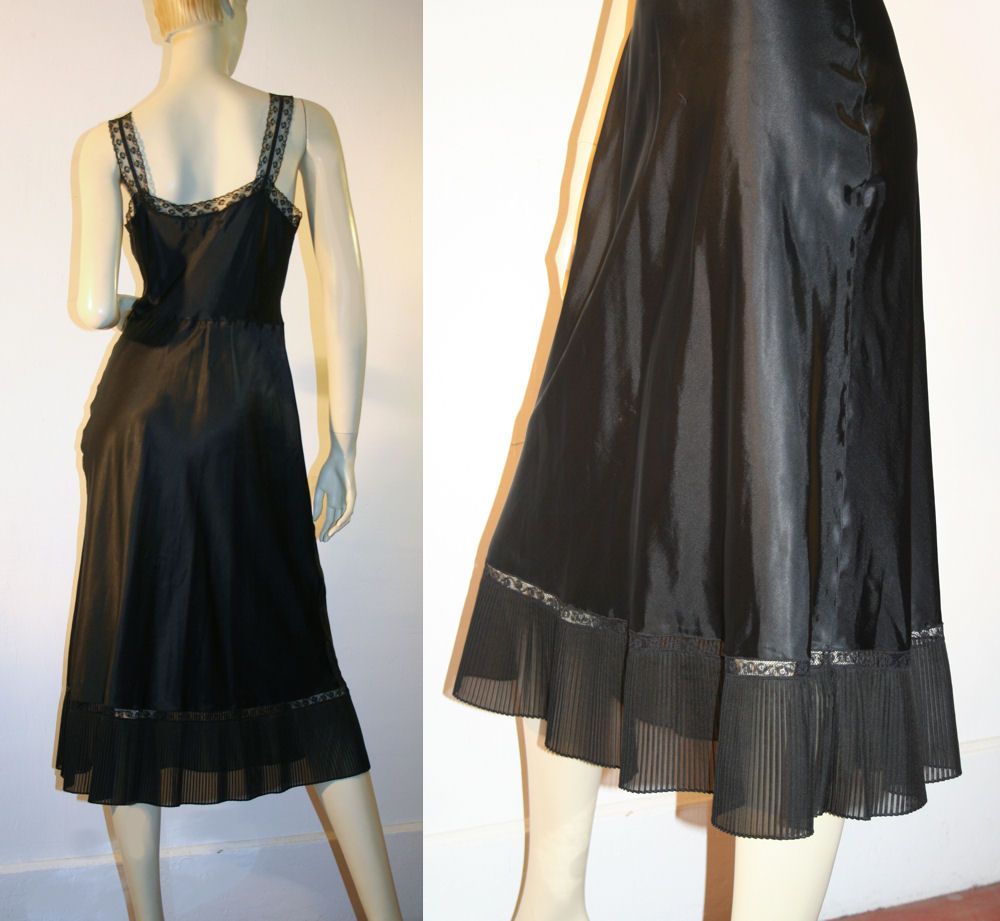Silky Black Nylon 40's Barbizon Camilee Slip S Silky Black Nylon 40's Barbizon Camilee Slip S
