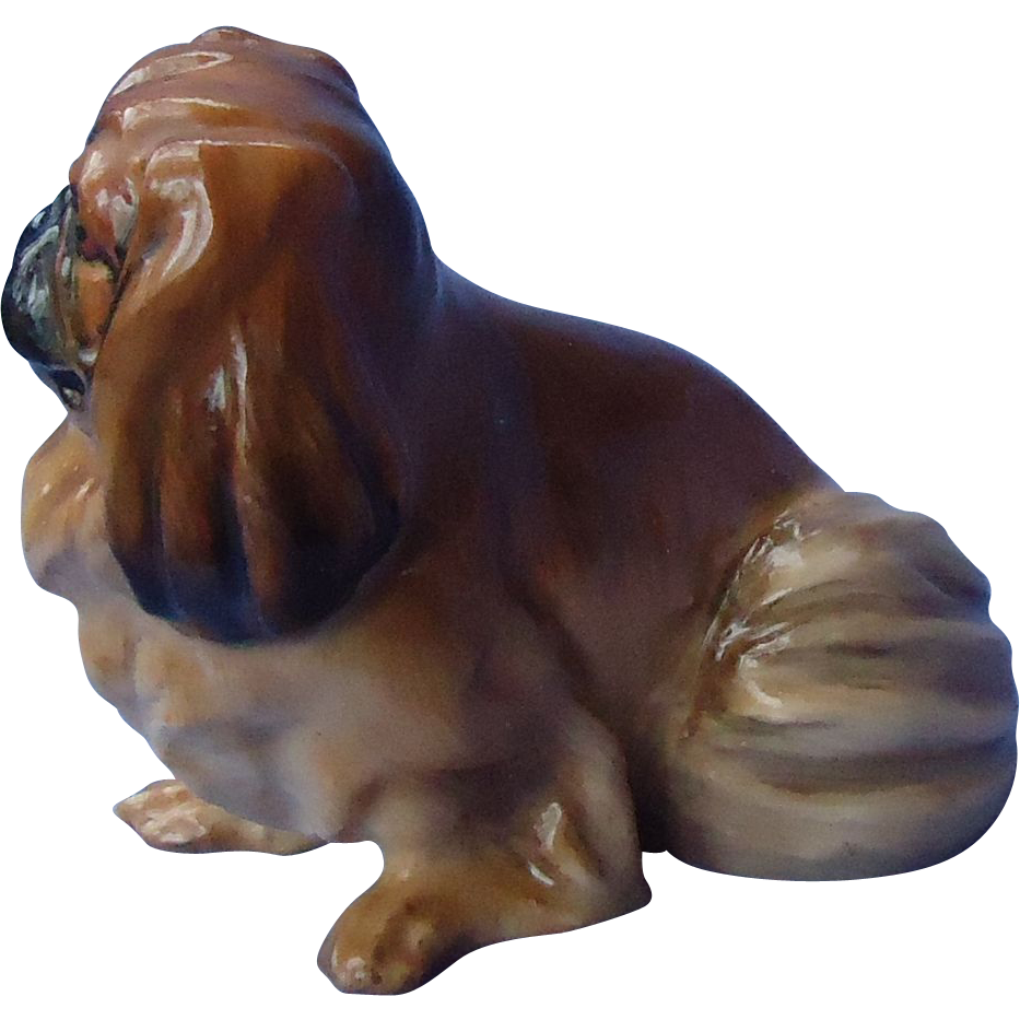 royal doulton pekingese dog