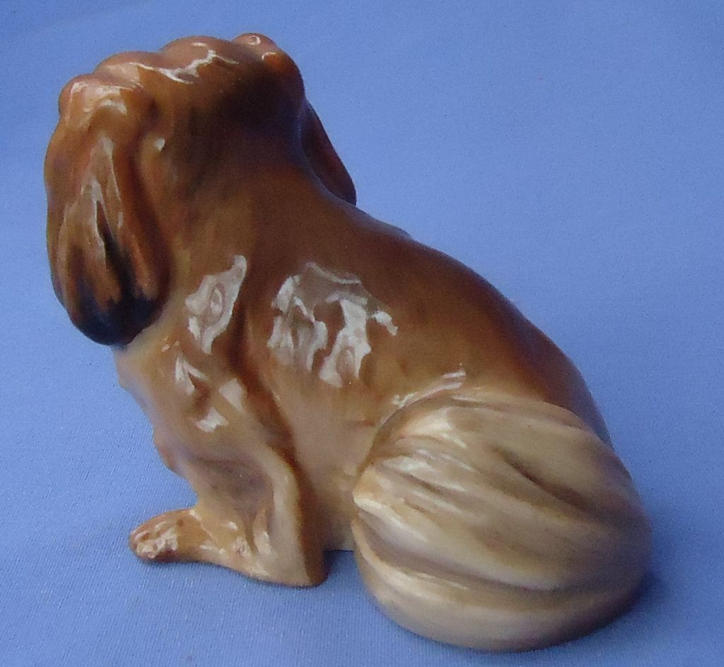 royal doulton pekingese dog