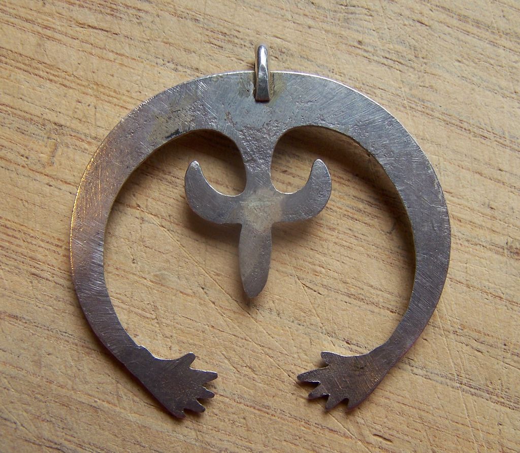 Very Large Vintage Native American Sterling Silver Friendship Naja Very Large Vintage Native American Sterling Silver Friendship Naja