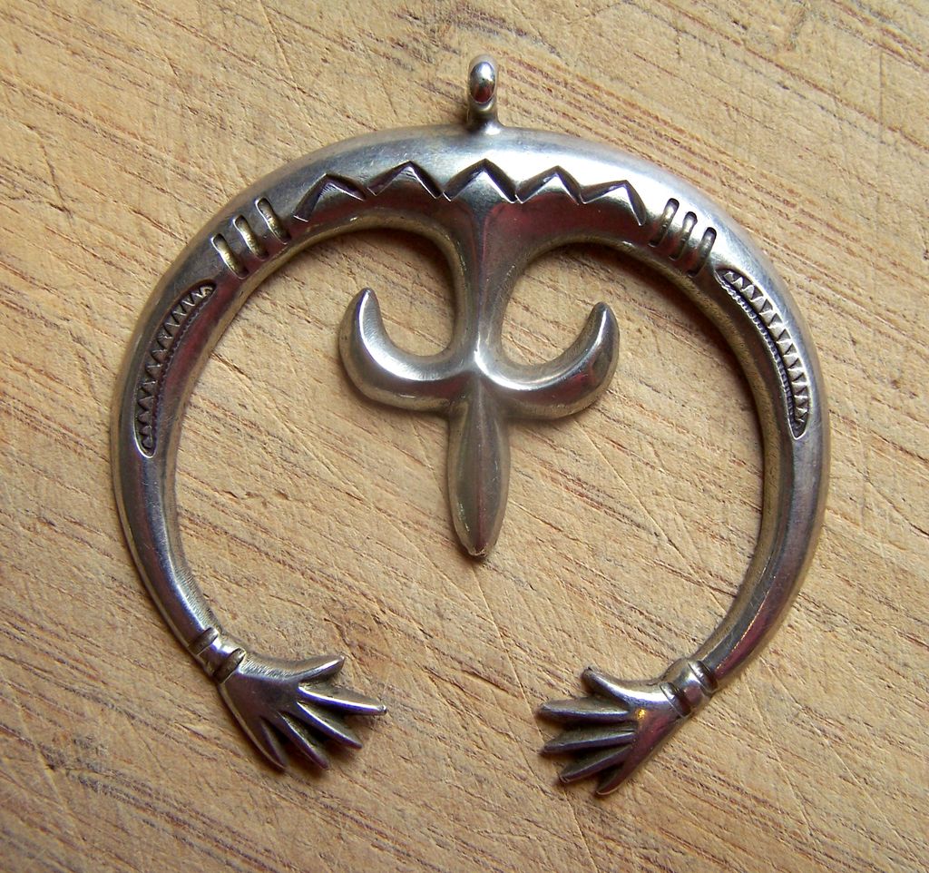 Very Large Vintage Native American Sterling Silver Friendship Naja Very Large Vintage Native American Sterling Silver Friendship Naja