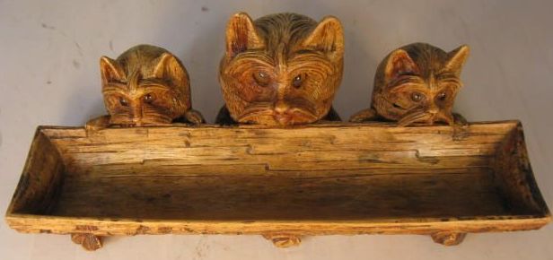 Black Forest Inkwell and Stamp Box with Three dogs Black Forest Inkwell and Stamp Box with Three dogs