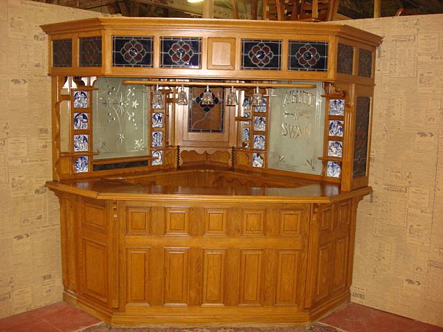 Charming English Pub Bar Charming English Pub Bar