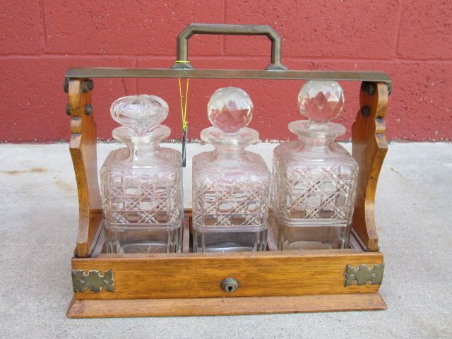 Victorian Antique Tantalus Liquor Decanter Crystal Liquor Decanter Stand Victorian Antique Tantalus Liquor Decanter Crystal Liquor Decanter Stand