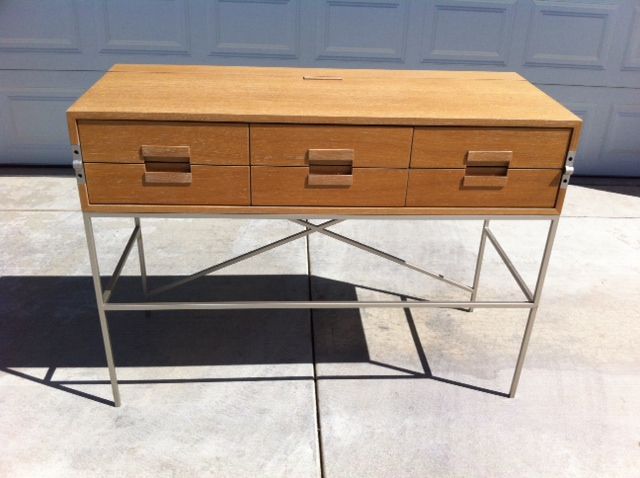 Original Elios APTA Writing Desk Antonio Cittreio B&B Italia Italian Furniture Original Elios APTA Writing Desk Antonio Cittreio B&B Italia Italian Furniture