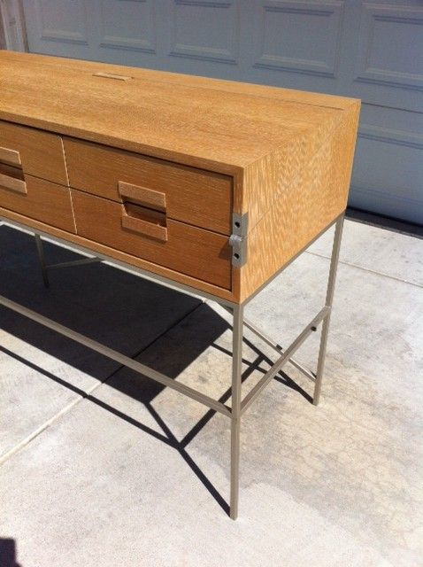 Original Elios APTA Writing Desk Antonio Cittreio B&B Italia Italian Furniture Original Elios APTA Writing Desk Antonio Cittreio B&B Italia Italian Furniture