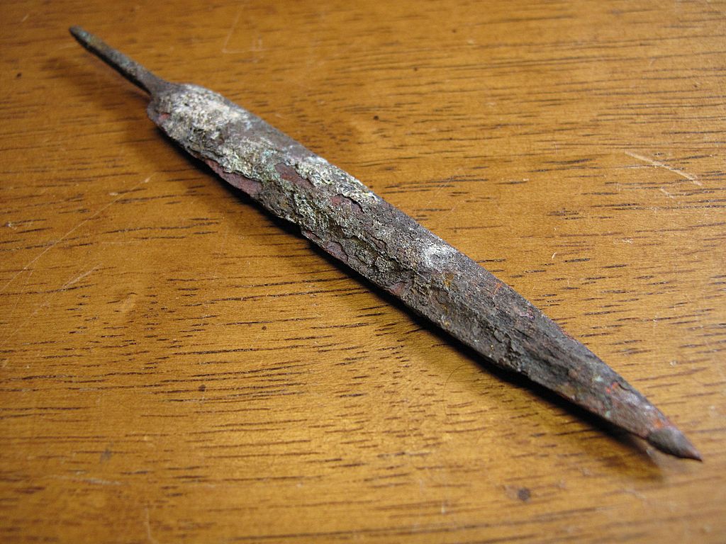 Very Rare Nice Persian Arrow Head From the Bronze Age 1000 BC Very Rare Nice Persian Arrow Head From the Bronze Age 1000 BC