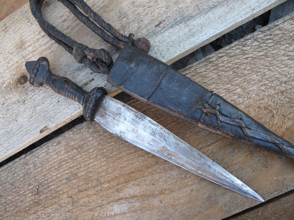 North African Bedouin Knife Braided Leather Handle 6 1/4 Inch Blade North African Bedouin Knife Braided Leather Handle 6 1/4 Inch Blade