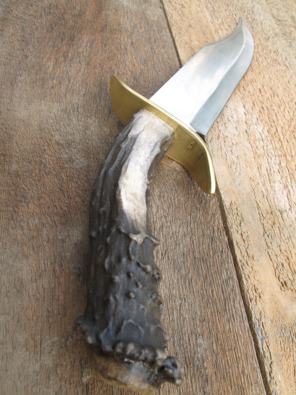 Great Bowie Knife 9 inch Blade and Stag Handle Great Bowie Knife 9 inch Blade and Stag Handle
