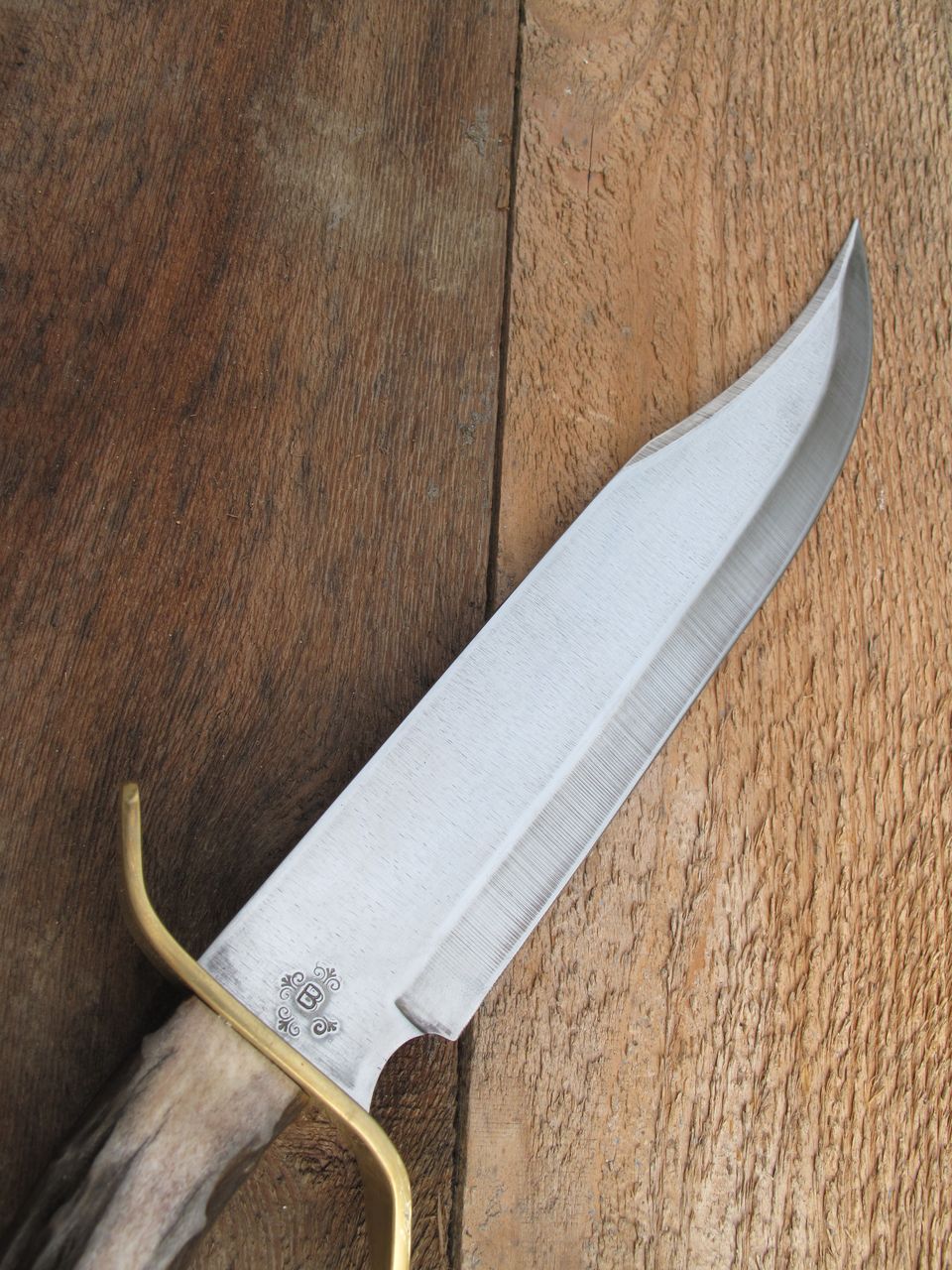 Great Bowie Knife 9 inch Blade and Stag Handle Great Bowie Knife 9 inch Blade and Stag Handle