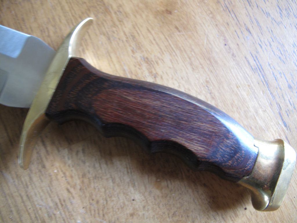 Spanish Made Muela Dagger Fine Molybdenum Vanadium Steel Blade with Leather Sheath Spanish Made Muela Dagger Fine Molybdenum Vanadium Steel Blade with Leather Sheath