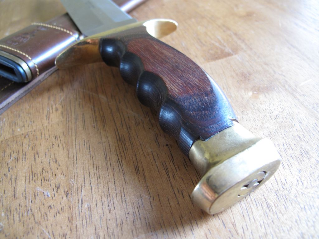 Spanish Made Muela Dagger Fine Molybdenum Vanadium Steel Blade with Leather Sheath Spanish Made Muela Dagger Fine Molybdenum Vanadium Steel Blade with Leather Sheath