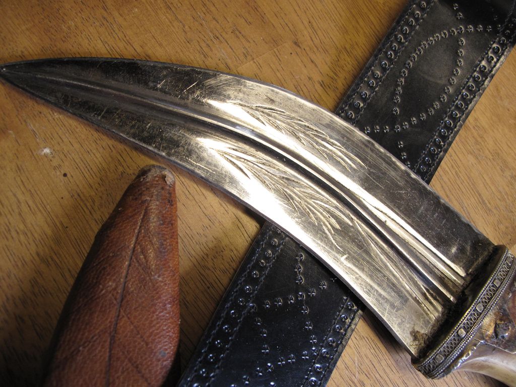 Hard to Find Really nice Old Yemeni Jambiya Dagger with Horn Handle, Sheath and Belt Hard to Find Really nice Old Yemeni Jambiya Dagger with Horn Handle, Sheath and Belt