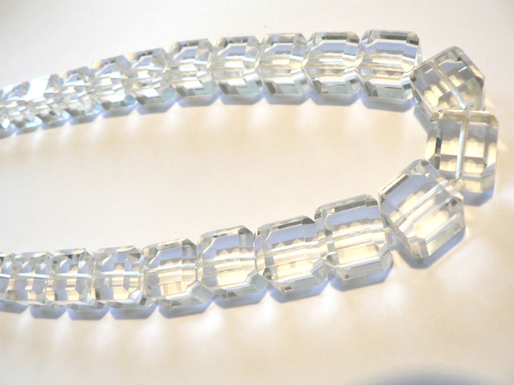 Rare Art Deco Rock Crystal Quartz Block Cut Bead Necklace Rare Art Deco Rock Crystal Quartz Block Cut Bead Necklace
