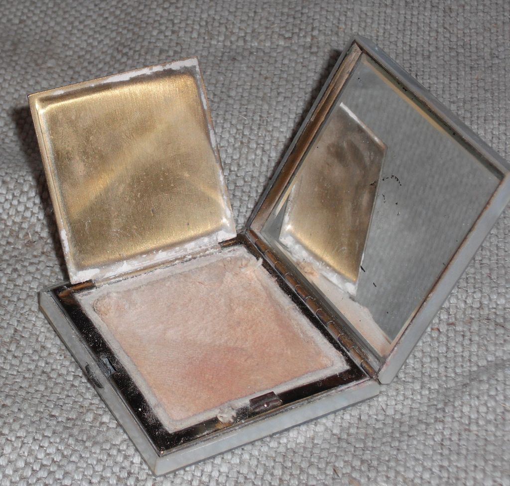 Vintage Mid-Century Mother of Pearl Compact signed 'Mother" Vintage Mid-Century Mother of Pearl Compact signed 'Mother"