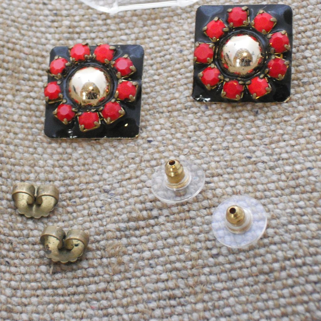 Fernella's N Y Jools - Vintage Bling! Black and Red - Post Fernella's N Y Jools - Vintage Bling! Black and Red - Post