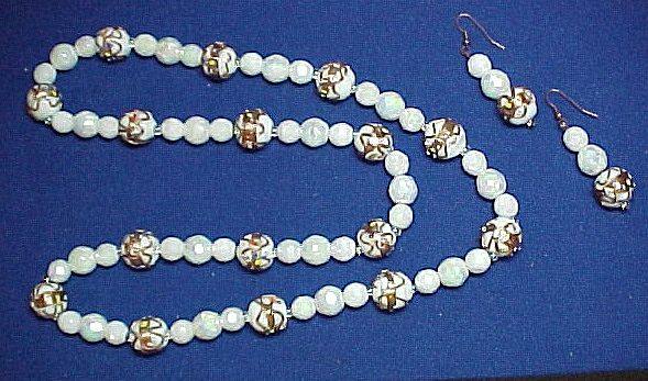 White Aurora Beads with White Wedding Cake Beads - Necklace and Earrings White Aurora Beads with White Wedding Cake Beads - Necklace and Earrings
