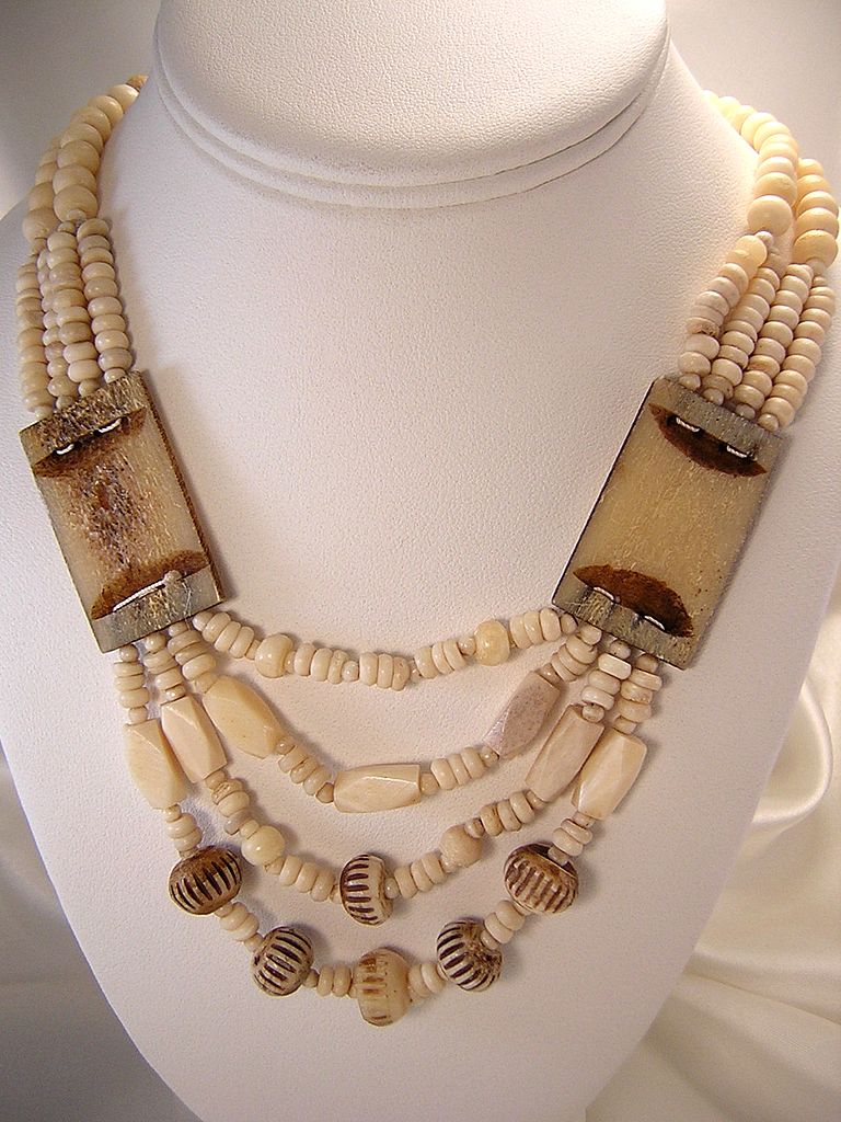 Vintage African Tribal Bone Necklace Vintage African Tribal Bone Necklace