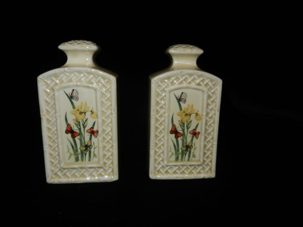 Vintage Butterfly Garden Trellis Salt and Pepper-1978 Vintage Butterfly Garden Trellis Salt and Pepper-1978