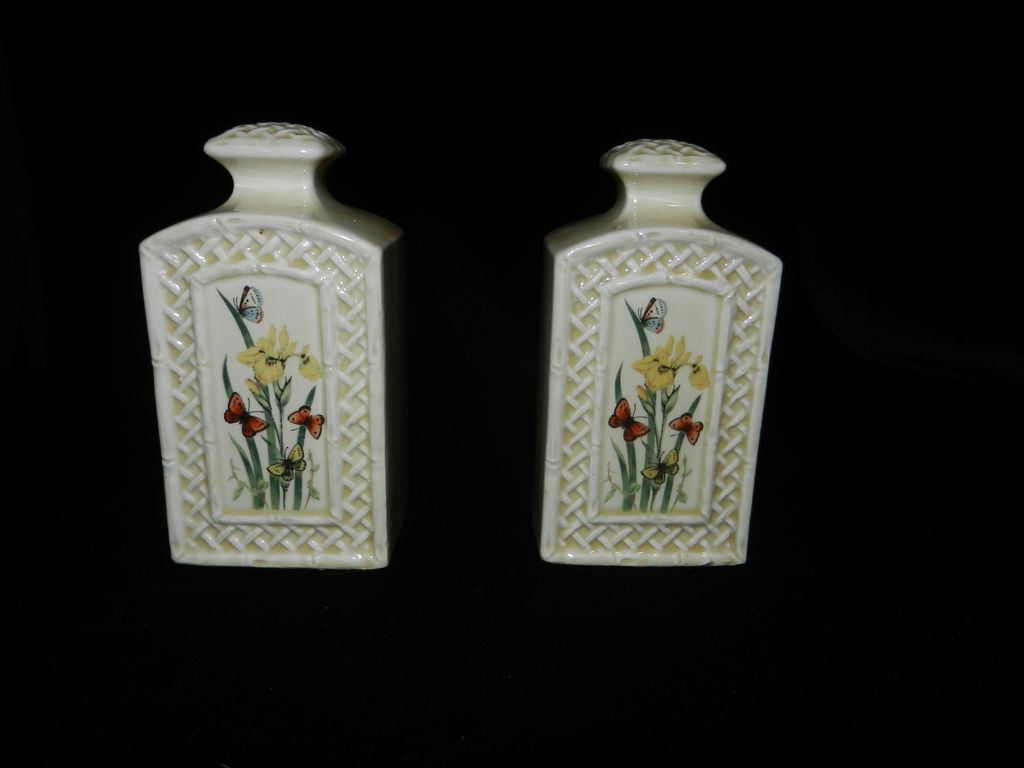 Vintage Butterfly Garden Trellis Salt and Pepper-1978 Vintage Butterfly Garden Trellis Salt and Pepper-1978