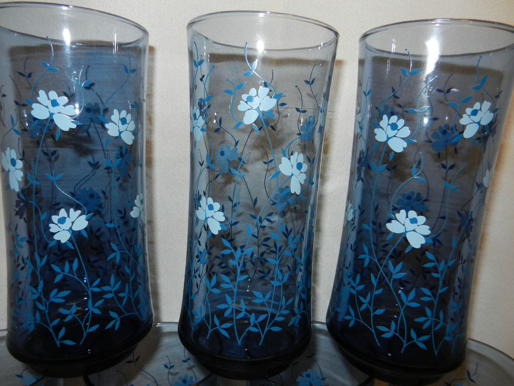 Vintage Blue Glasses with Flowers Vintage Blue Glasses with Flowers