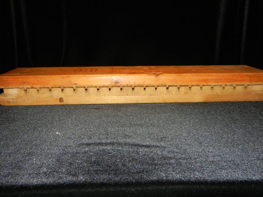 Vintage Karl Hart Wooden German Cigar Mold or Press number 916 Vintage Karl Hart Wooden German Cigar Mold or Press number 916