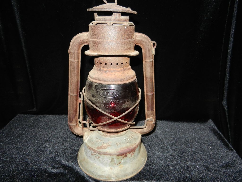 Vintage Dietz Little Wizard Lantern -Red Globe- 1914-1918 Vintage Dietz Little Wizard Lantern -Red Globe- 1914-1918