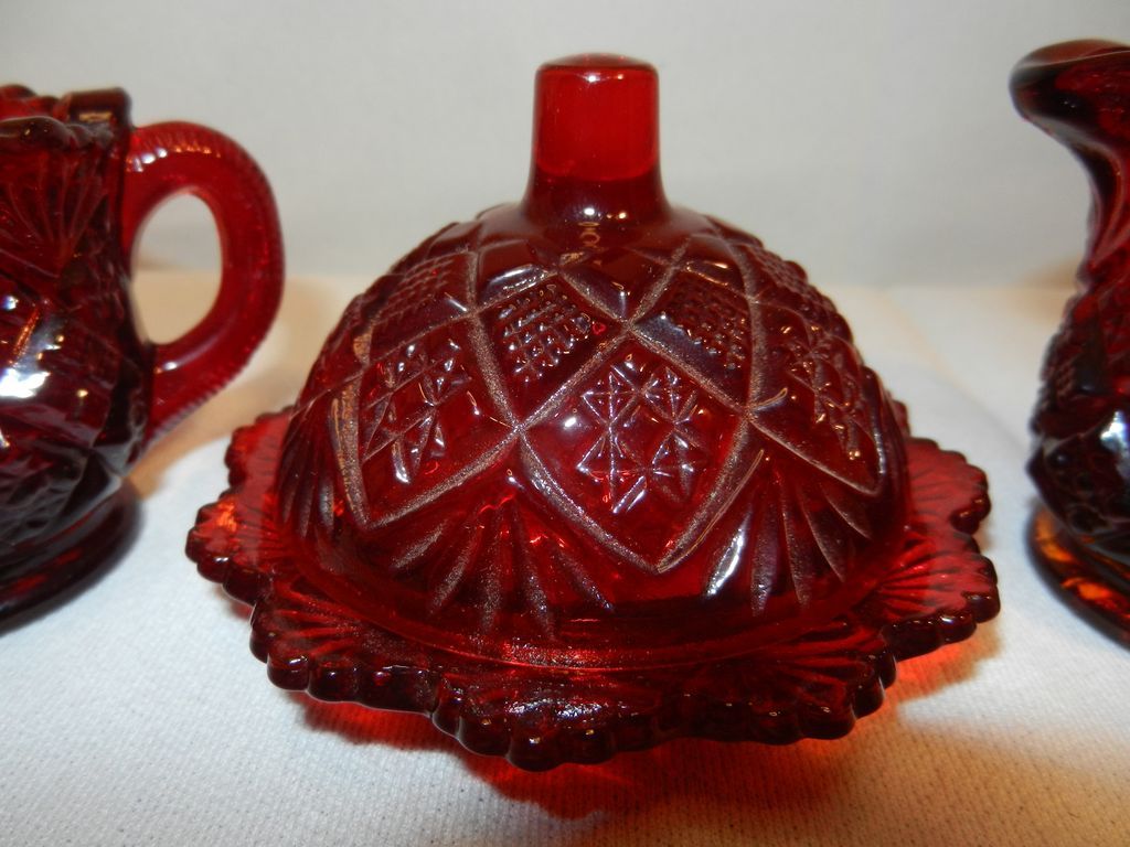 Vintage Westmoreland Ruby Fan File Children's Set Vintage Westmoreland Ruby Fan File Children's Set