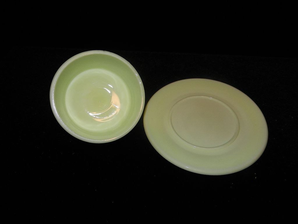 Vintage Mosser Glass Small Butter Dish-Florescent Vintage Mosser Glass Small Butter Dish-Florescent