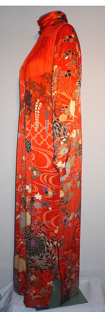 Vintage 1970s Hanae Mori Exquisite Red Silk Evening Dress Vintage 1970s Hanae Mori Exquisite Red Silk Evening Dress