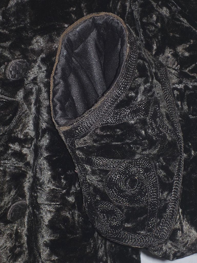 Vintage Victorian 1880s-90s Black Crushed Velvet Full Length Coat with Embroidery Detail Vintage Victorian 1880s-90s Black Crushed Velvet Full Length Coat with Embroidery Detail