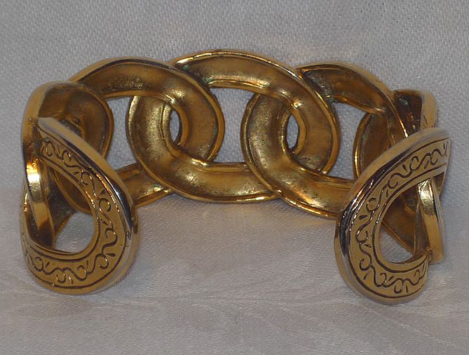 Vintage 1980s Yves Saint Laurent Heavy Cable Design Cuff Bracelet Vintage 1980s Yves Saint Laurent Heavy Cable Design Cuff Bracelet