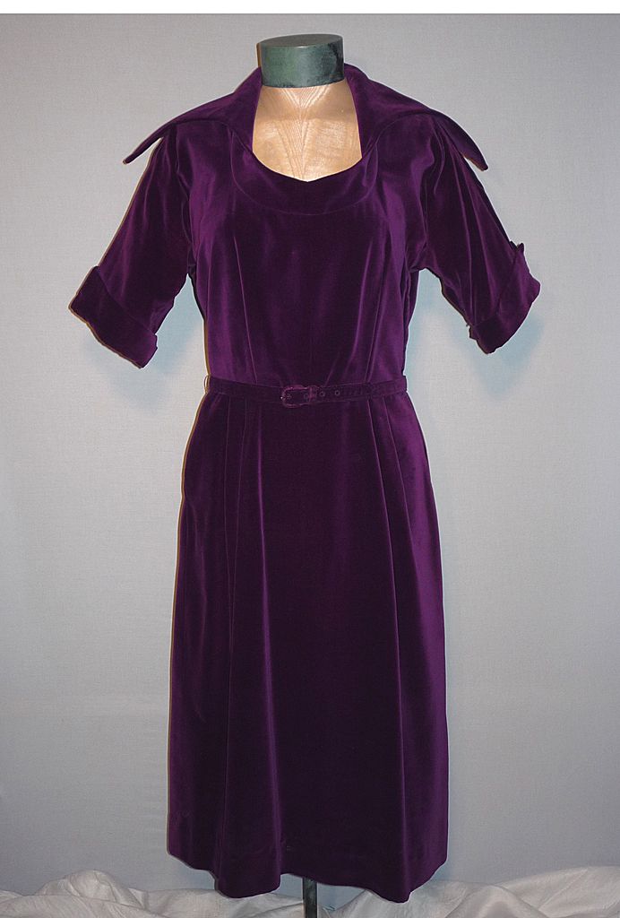 1950s Michael Kent and Printzess Fashion Purple Velvet Cocktail Dress 1950s Michael Kent and Printzess Fashion Purple Velvet Cocktail Dress
